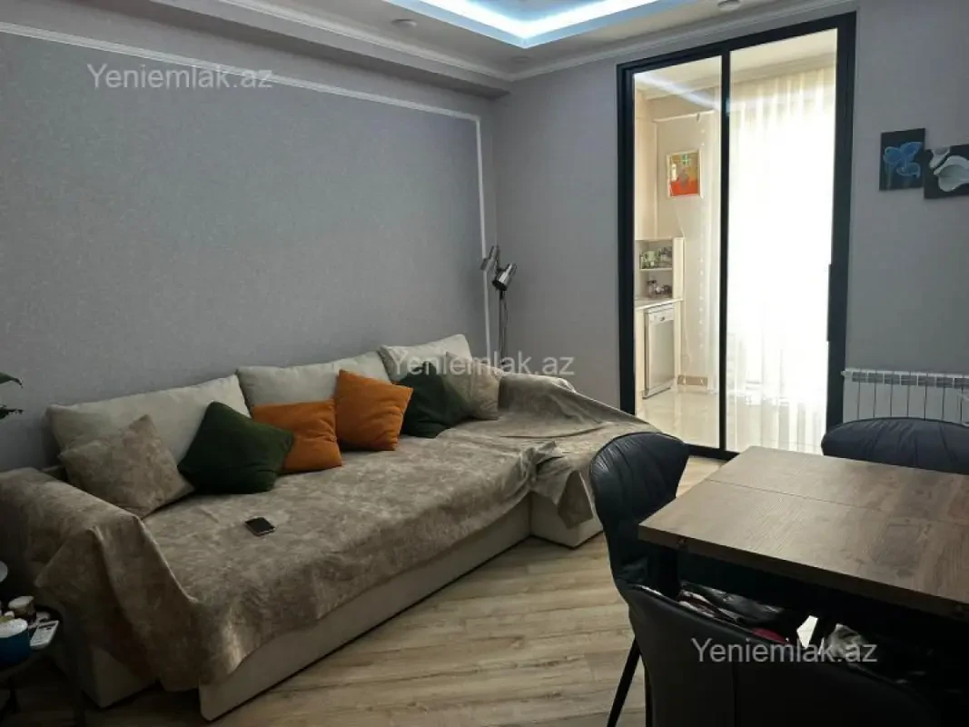 Satılır 2 otaqlı yeni tikili 68 m²