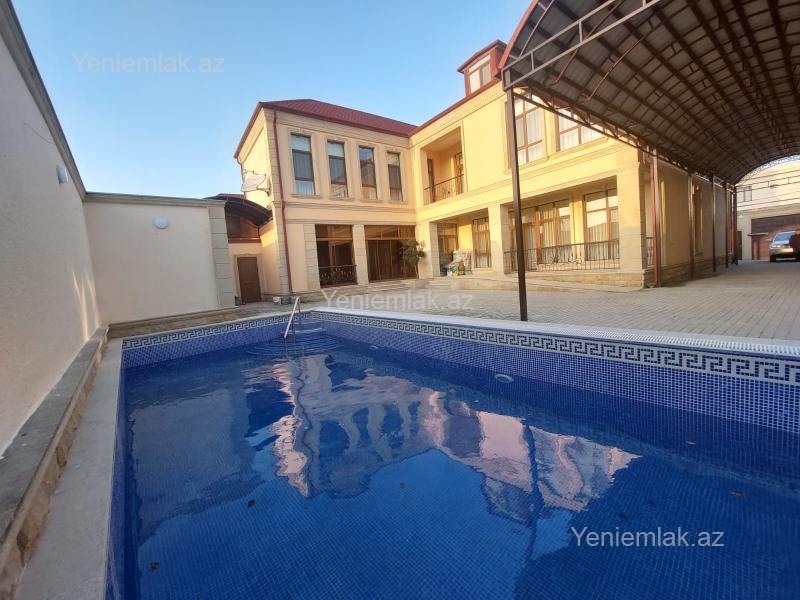 Satılır 9 otaqlı həyət evi 650 m²