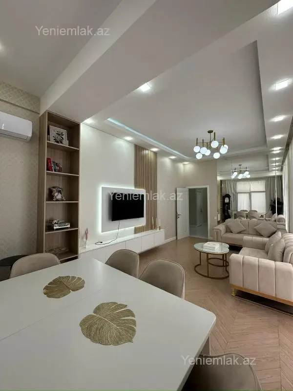Satılır 4 otaqlı yeni tikili 127 m²