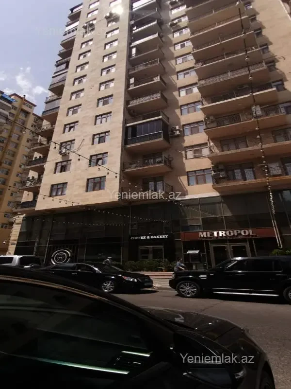 Satılır 4 otaqlı yeni tikili 170 m²