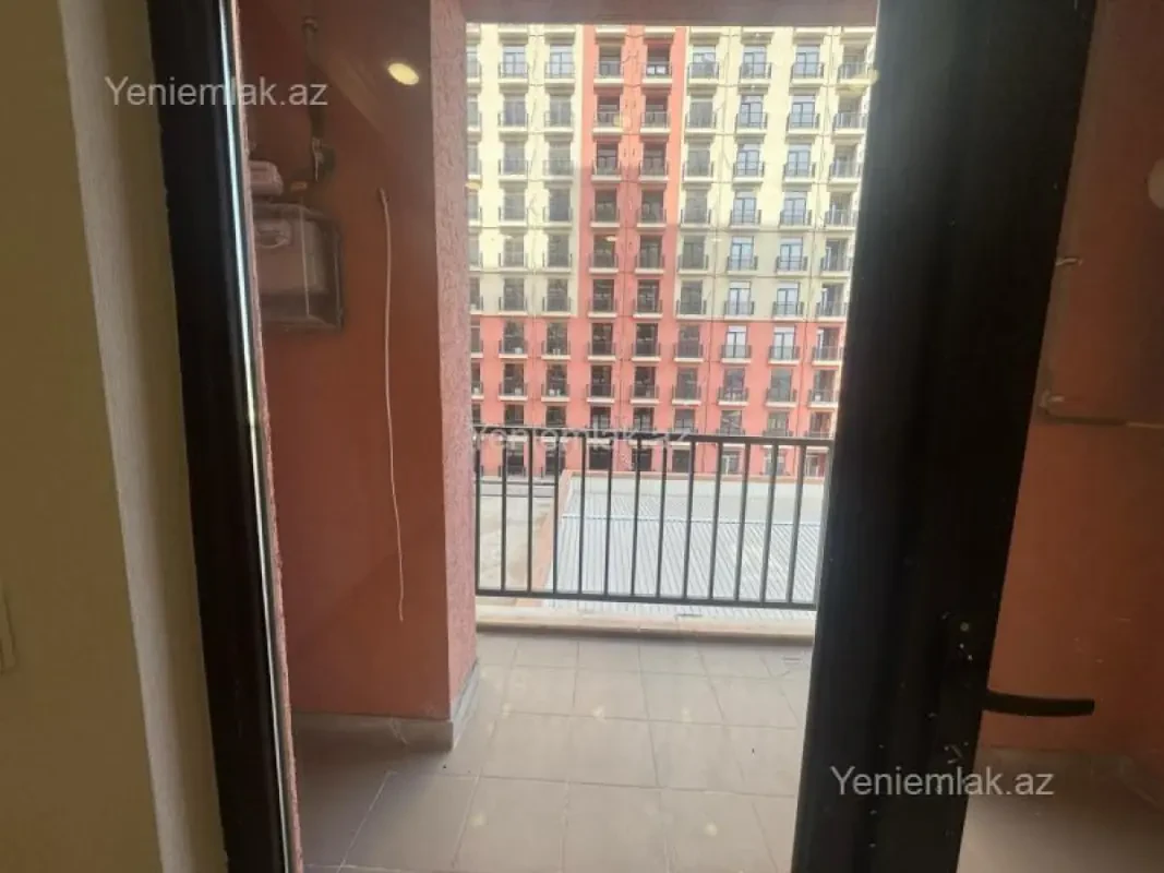 Satılır 2 otaqlı yeni tikili 82 m²