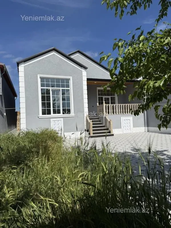 Satılır 4 otaqlı həyət evi 120 m²