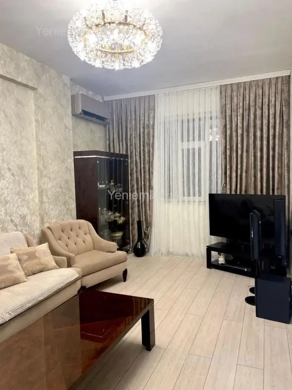 Satılır 2 otaqlı yeni tikili 63 m²