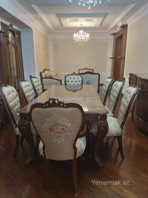 Satılır 3 otaqlı yeni tikili 155 m²