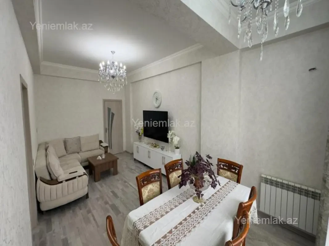 Satılır 3 otaqlı yeni tikili 130 m²