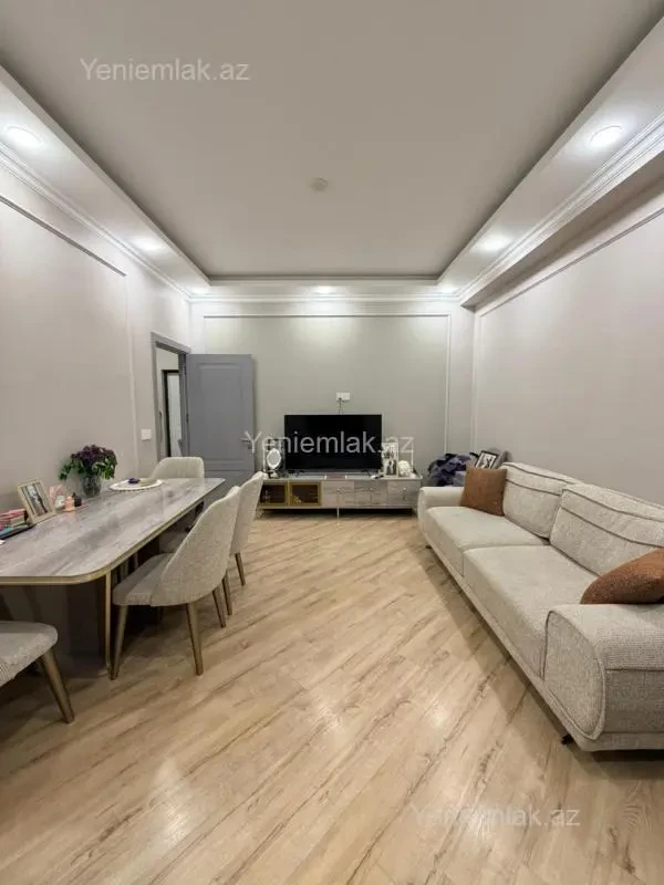 Satılır 2 otaqlı yeni tikili 65 m²