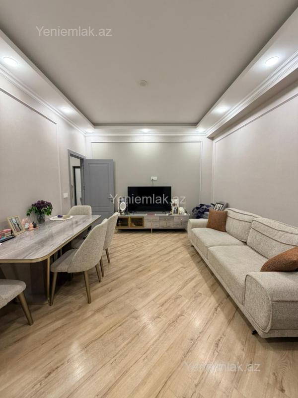 Satılır 2 otaqlı yeni tikili 65 m²