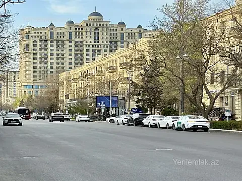 Satılır 3 otaqlı köhnə tikili 80 m² — Bakı, Yasamal 3 otaq 80.00 m²