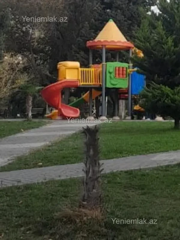 Satılır 1 otaqlı köhnə tikili 32 m²
