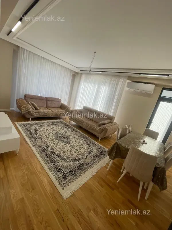 Satılır 4 otaqlı yeni tikili 130 m²