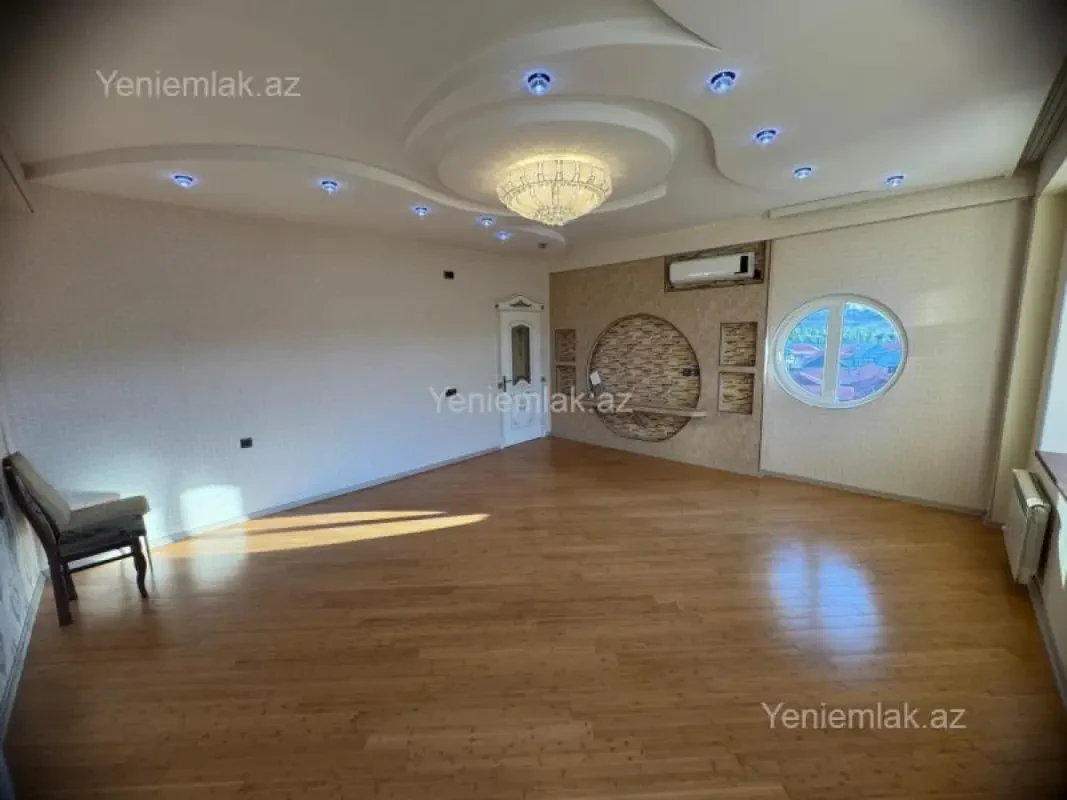 Satılır 3 otaqlı yeni tikili 120 m²