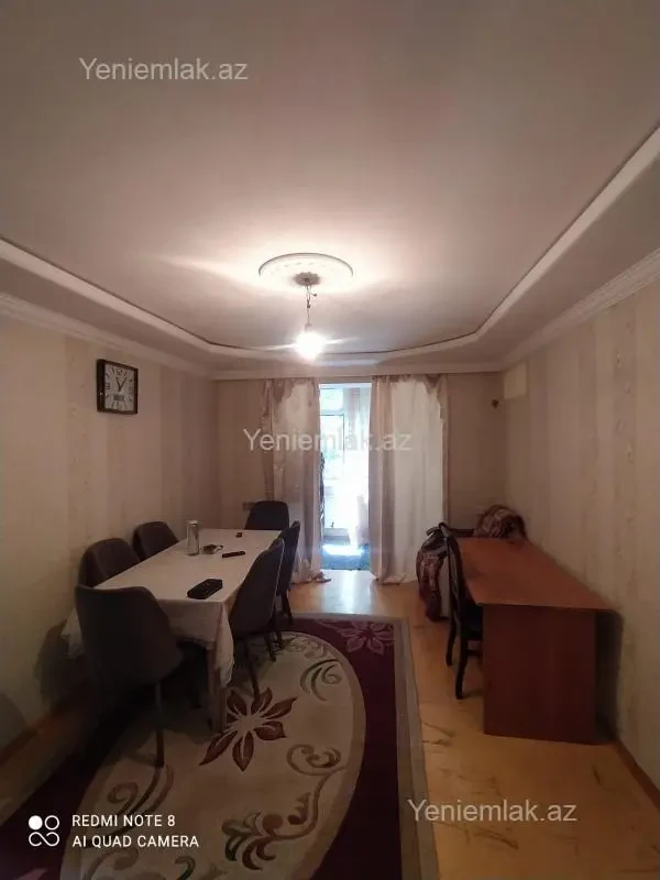 Satılır 2 otaqlı köhnə tikili 48 m²