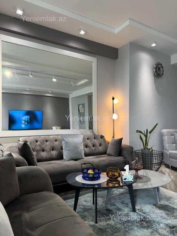 Satılır 2 otaqlı yeni tikili 80 m²