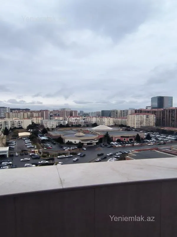 Satılır 4 otaqlı yeni tikili 295 m²