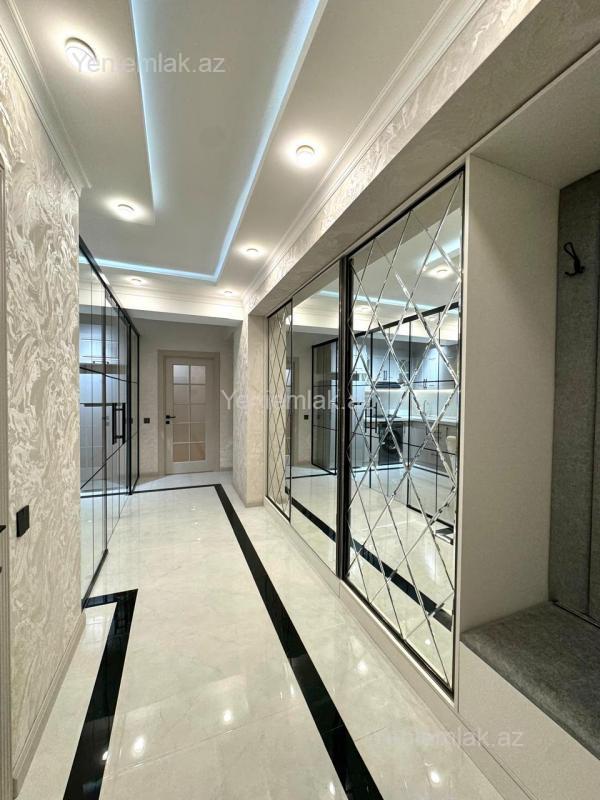 Satılır 3 otaqlı yeni tikili 74 m²