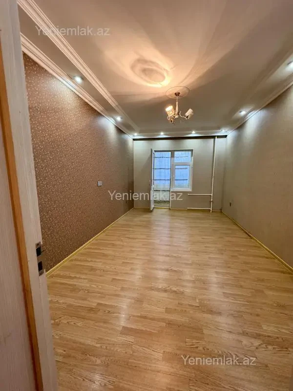 Satılır 2 otaqlı köhnə tikili 50 m²