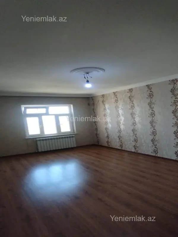 Satılır 2 otaqlı köhnə tikili 60 m²