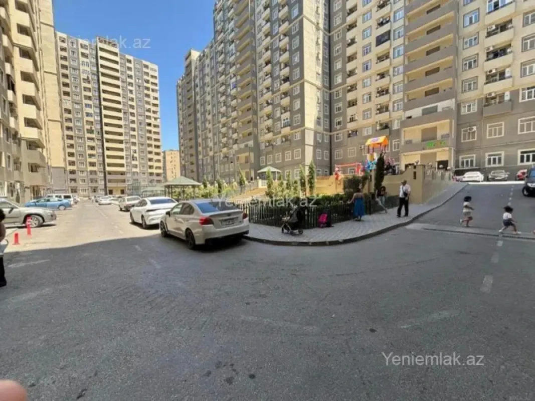 Satılır 2 otaqlı yeni tikili 50 m²