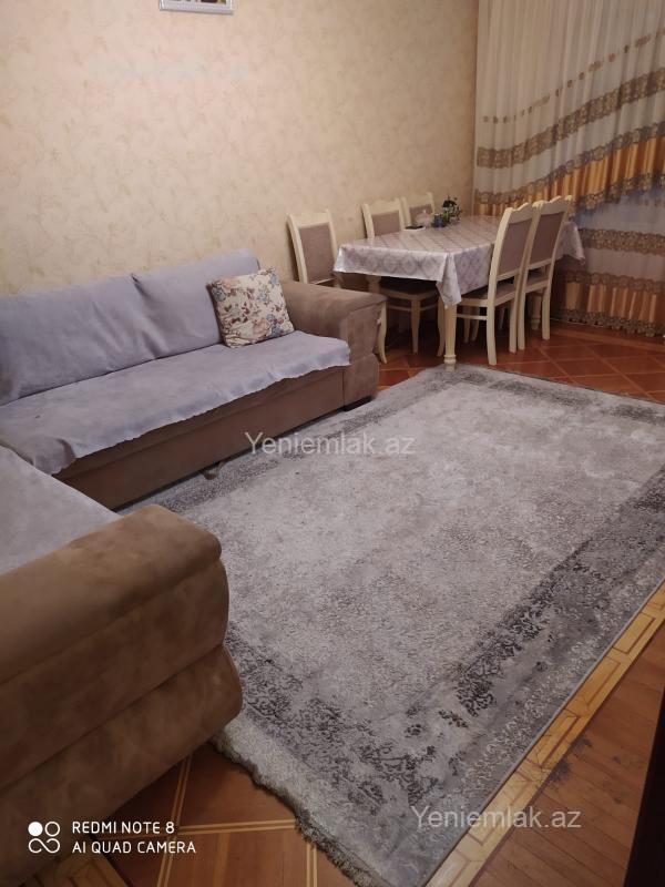 Satılır 4 otaqlı köhnə tikili 112 m²