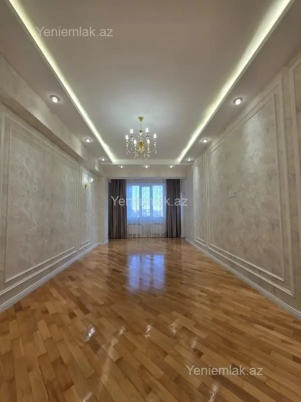 Satılır 3 otaqlı yeni tikili 155 m²