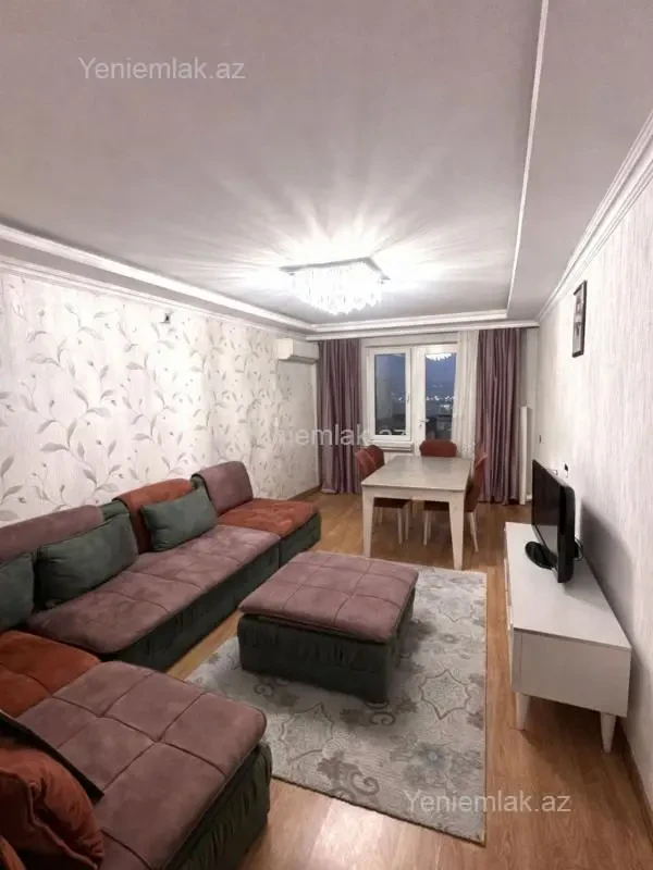 Satılır 5 otaqlı köhnə tikili 125 m²