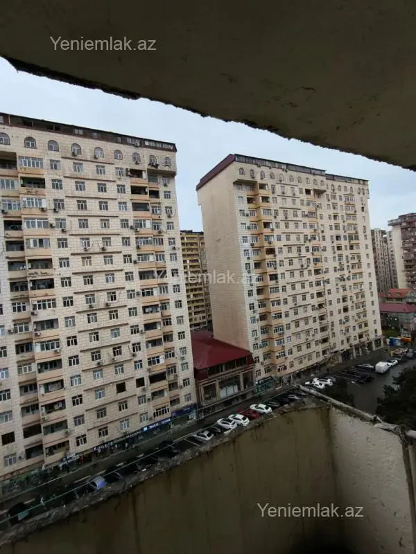 Satılır 2 otaqlı köhnə tikili 60 m²