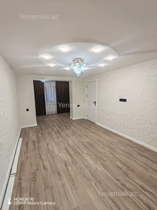 Satılır 3 otaqlı köhnə tikili 60 m²