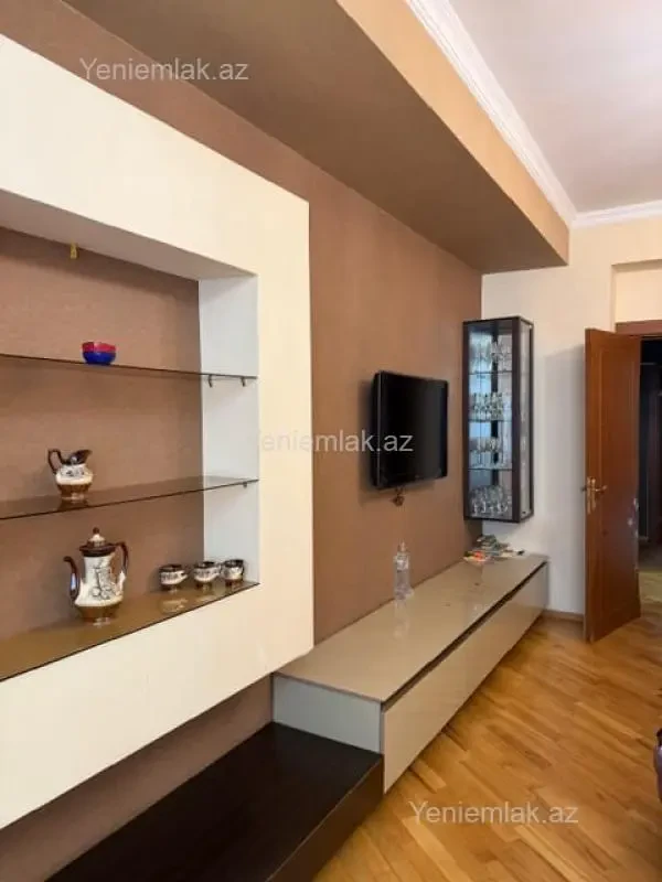 Satılır 2 otaqlı yeni tikili 90 m²