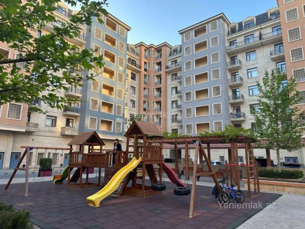 Satılır 2 otaqlı yeni tikili 90 m²