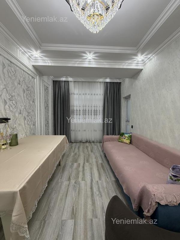 Satılır 3 otaqlı yeni tikili 90 m²