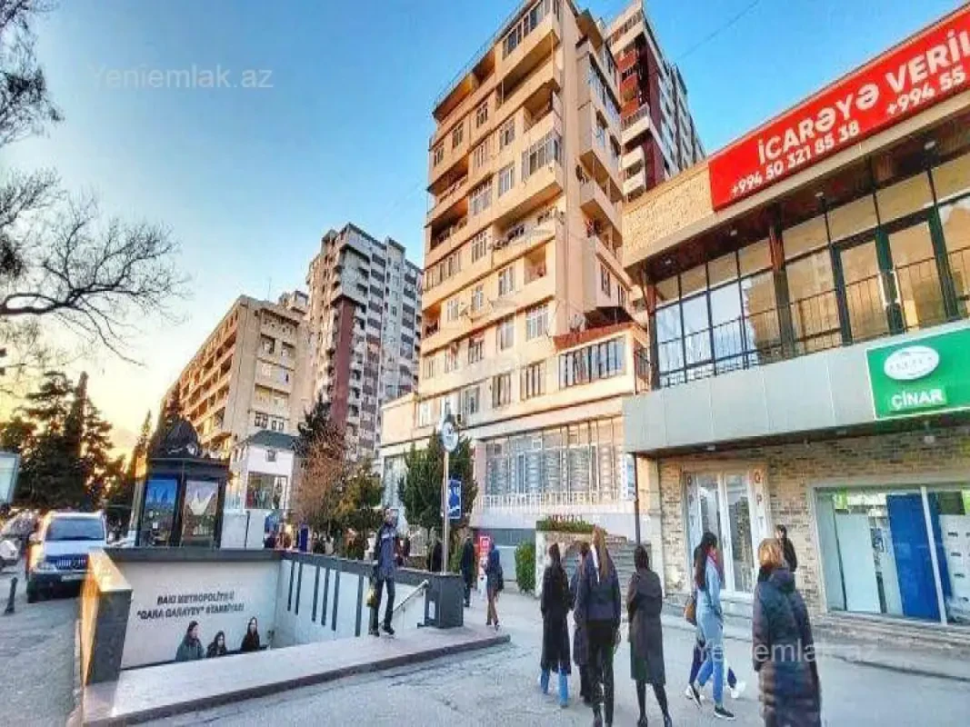 Satılır 3 otaqlı köhnə tikili 85 m²