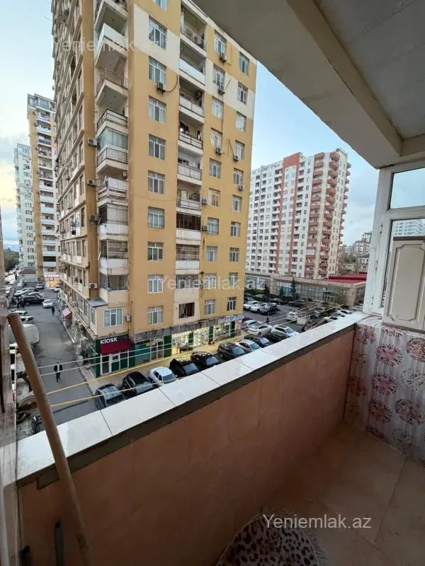 Satılır 3 otaqlı yeni tikili 98 m²