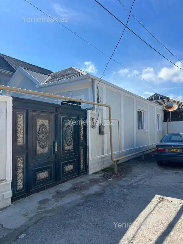 Satılır 4 otaqlı həyət evi 100 m²