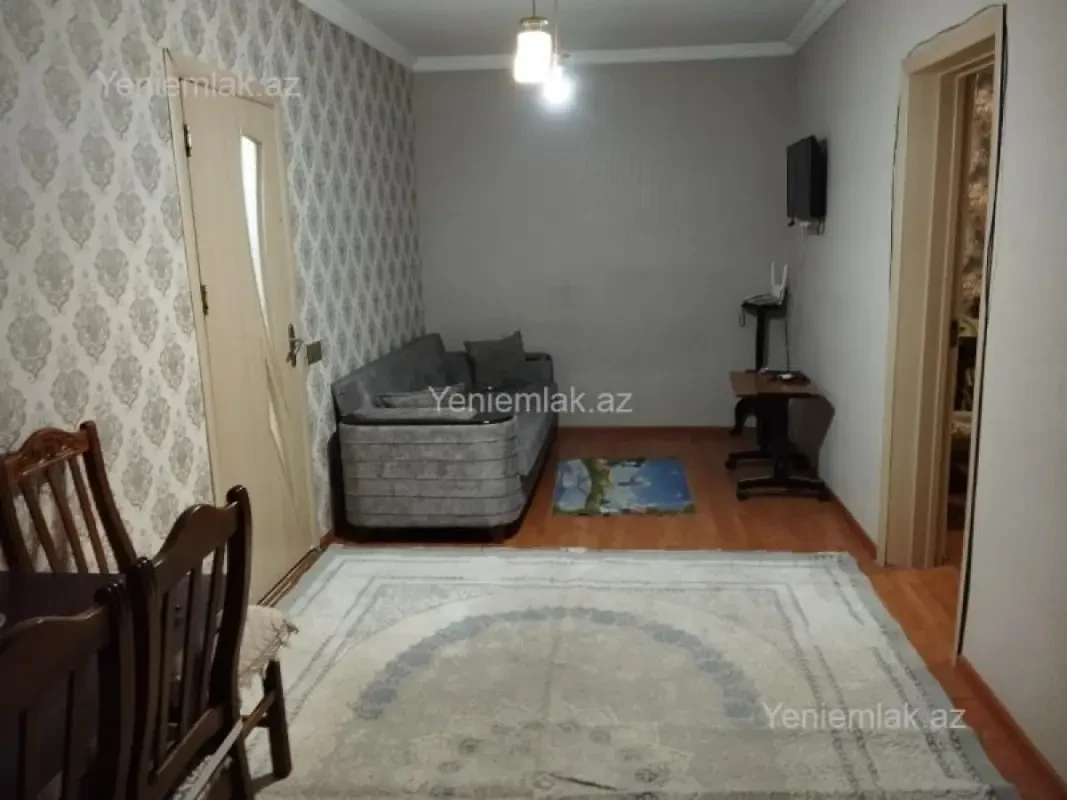 Satılır 4 otaqlı həyət evi 55 m²