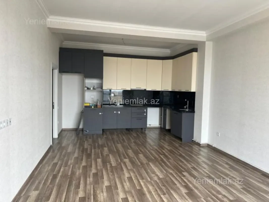 Satılır 3 otaqlı yeni tikili 95 m²