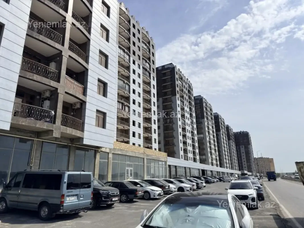 Satılır 3 otaqlı yeni tikili 107 m²