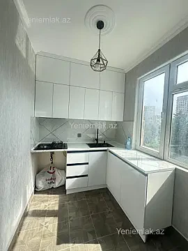 Satılır 2 otaqlı köhnə tikili 55 m² — Bakı, Binəqədi 2 otaq 55.00 m²