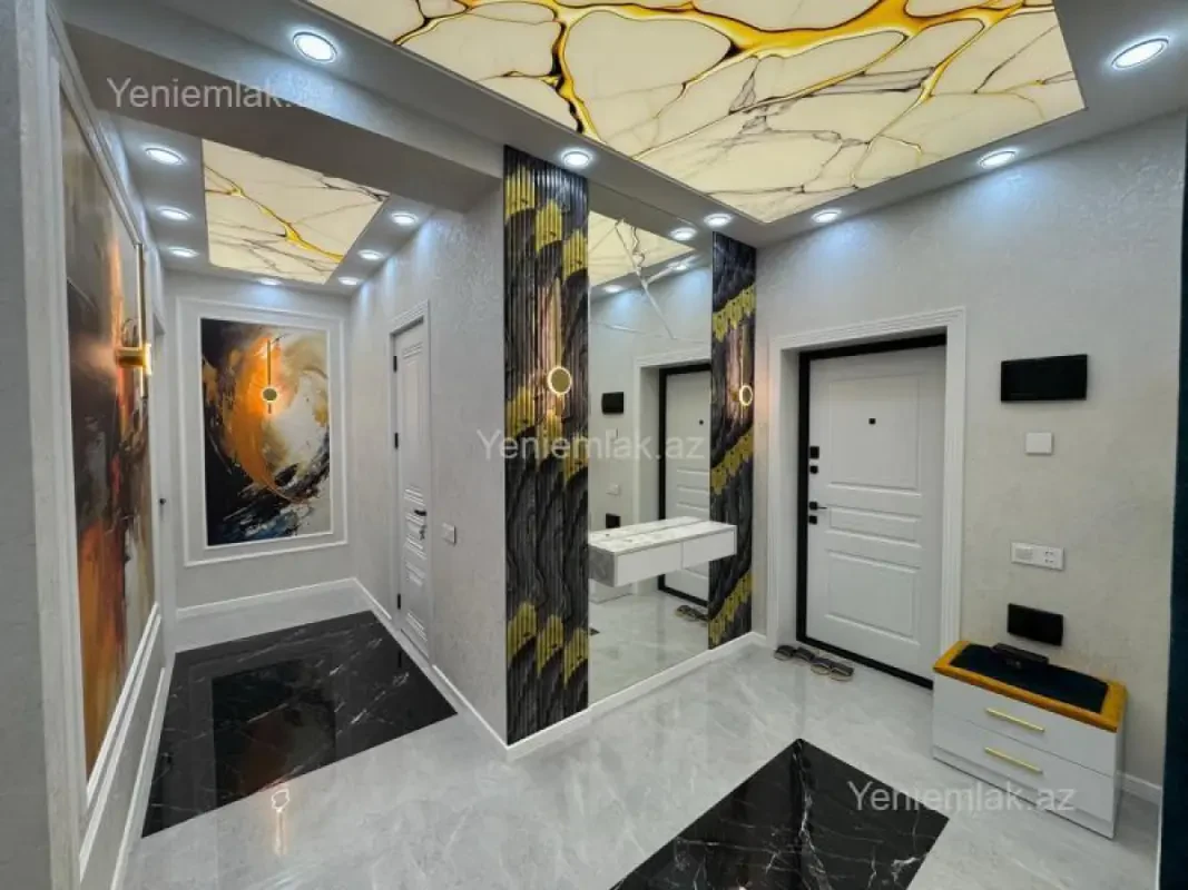Satılır 3 otaqlı yeni tikili 95 m²