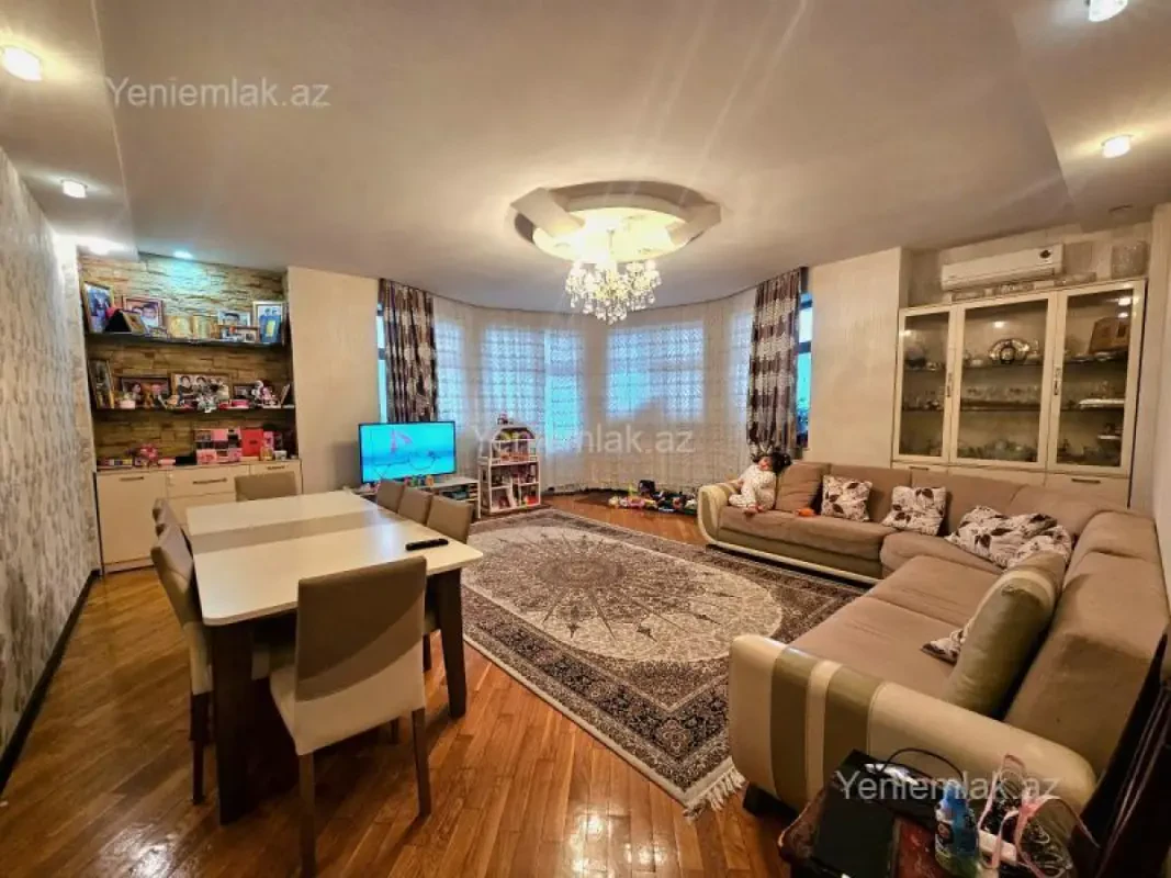 Satılır 2 otaqlı yeni tikili 103 m²