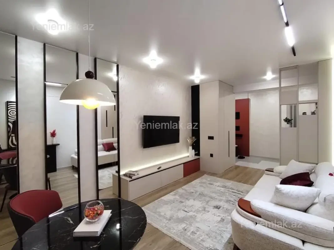 Satılır 3 otaqlı köhnə tikili 80 m²