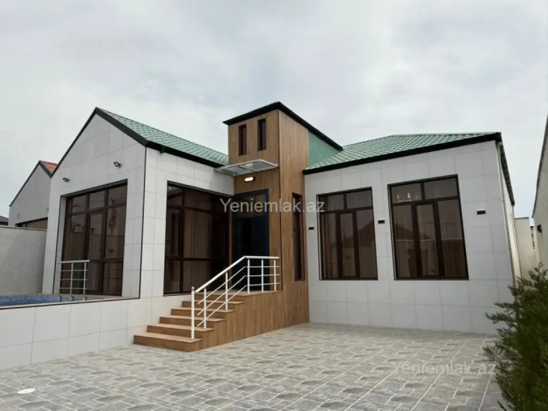 Satılır 4 otaqlı həyət evi 140 m²