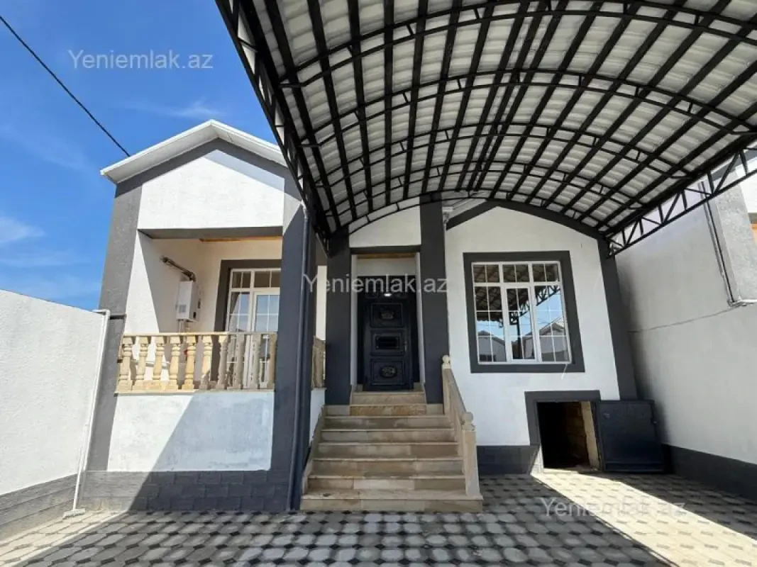 Satılır 3 otaqlı həyət evi 100 m²