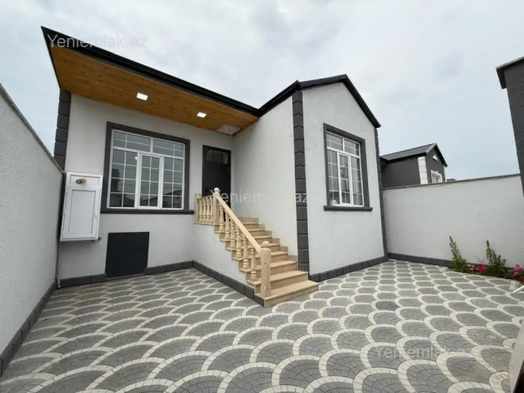 Satılır 4 otaqlı həyət evi 120 m²