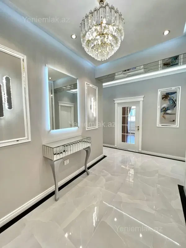 Satılır 3 otaqlı yeni tikili 110 m²