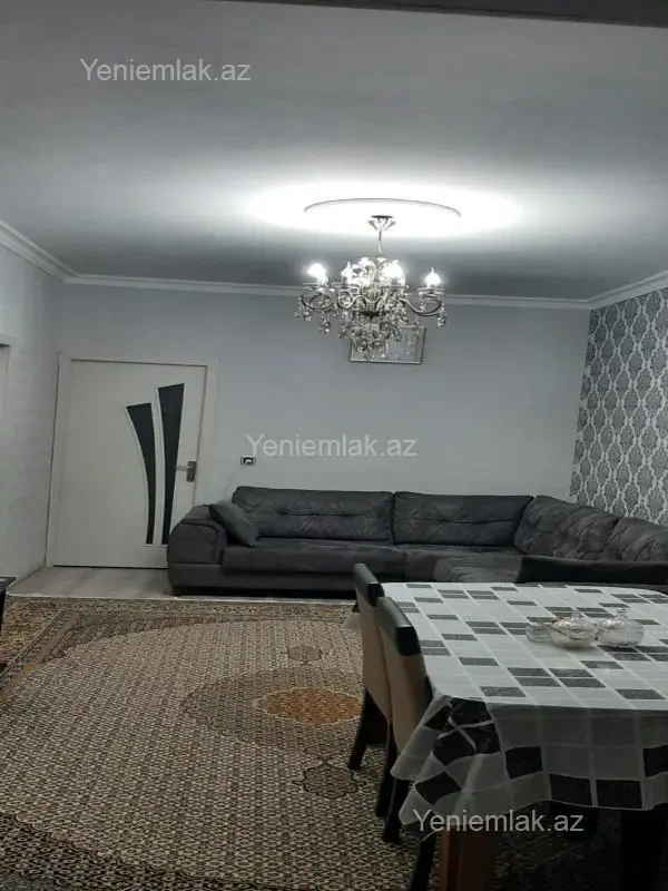 Satılır 2 otaqlı köhnə tikili 50 m²
