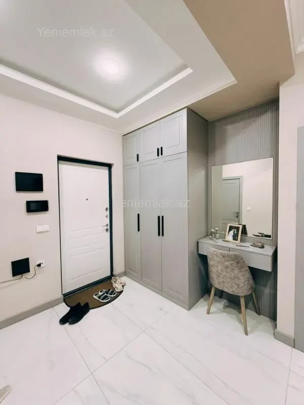 Satılır 2 otaqlı yeni tikili 65 m²