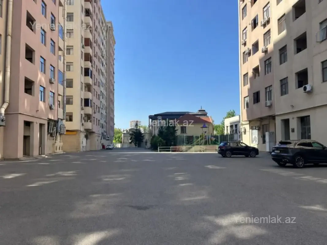 Satılır 2 otaqlı yeni tikili 44 m²