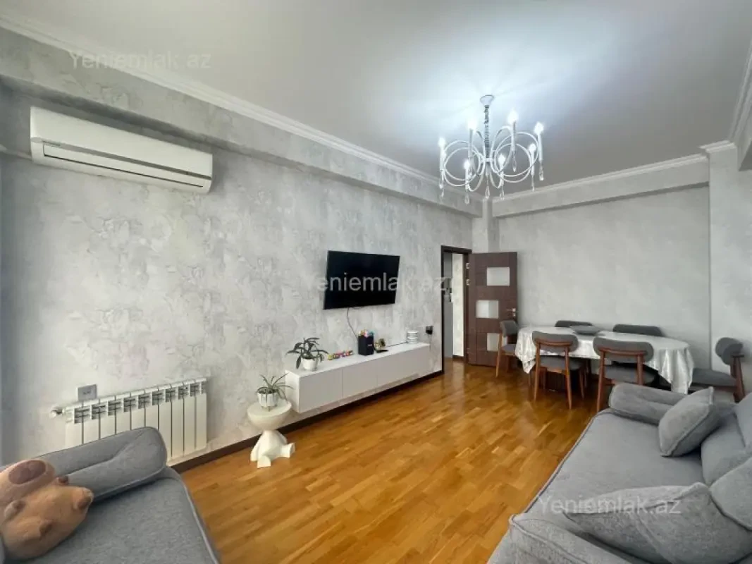 Satılır 2 otaqlı yeni tikili 70 m²
