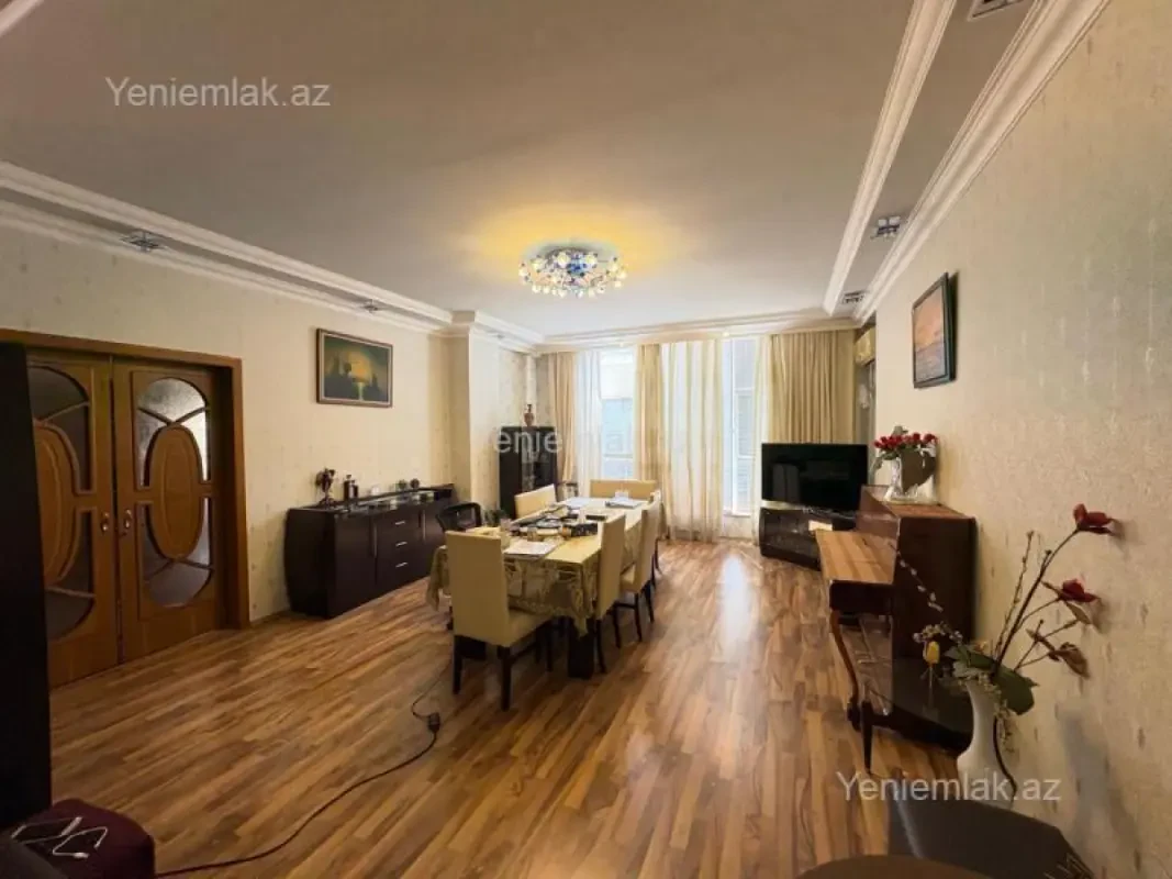 Satılır 5 otaqlı yeni tikili 171.5 m²