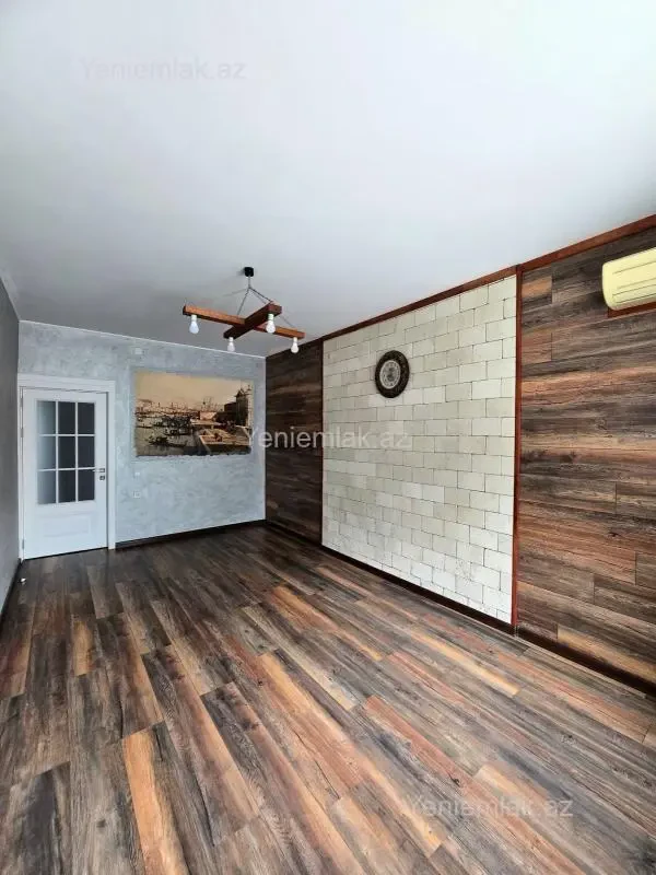 Satılır 3 otaqlı köhnə tikili 65 m²